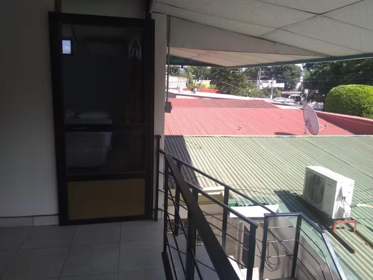 Runway 108 Appartement Managua Buitenkant foto