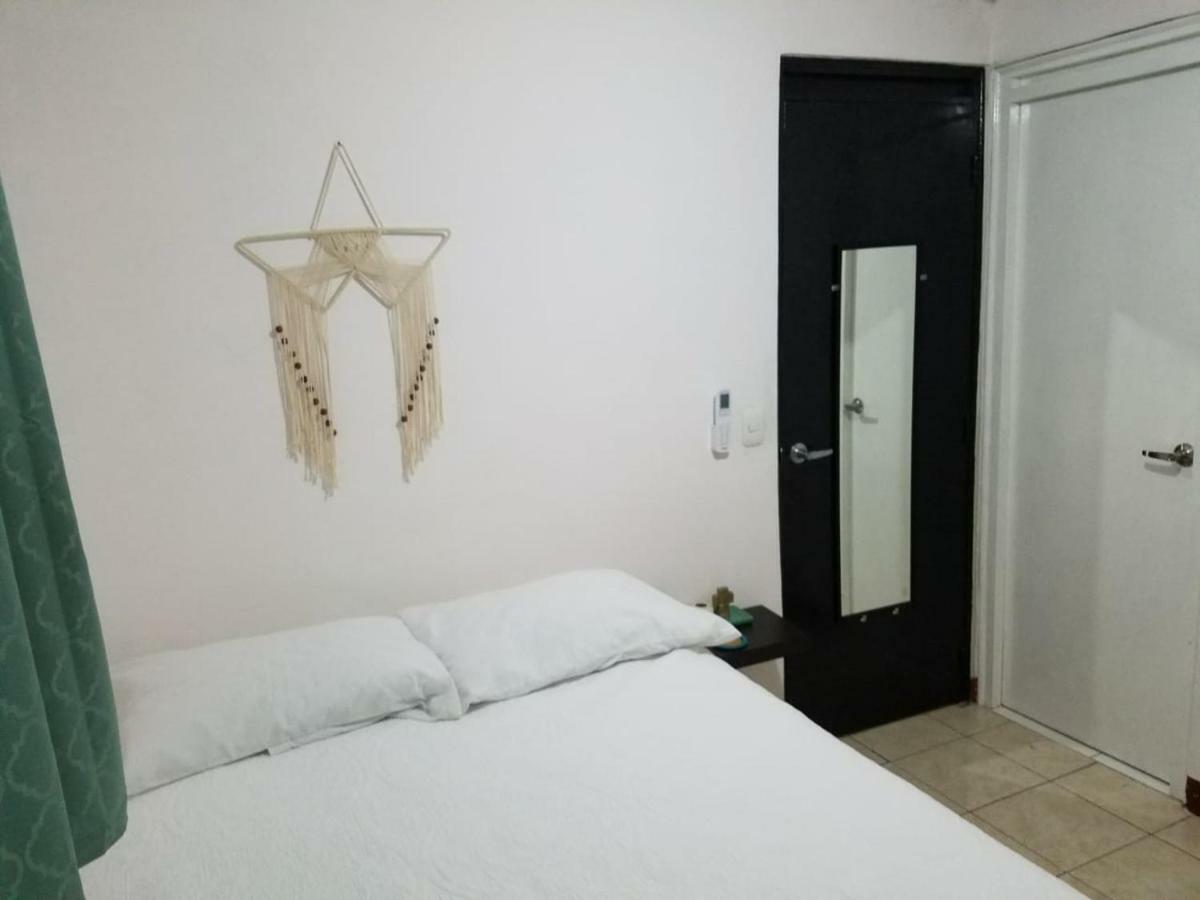 Runway 108 Appartement Managua Buitenkant foto